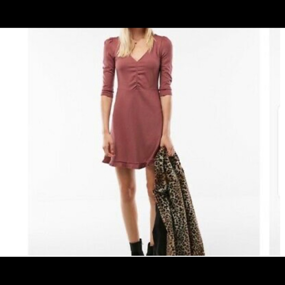 New-Express V neck ruffle hem fit and flare dress